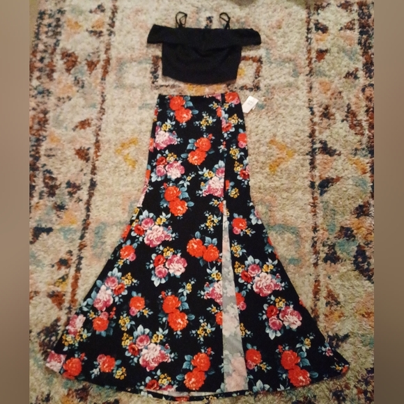 Two Piece Skirt & Crop Top Set • B. Darlin Brand • Size 7/8 • NWT - Picture 2 of 13